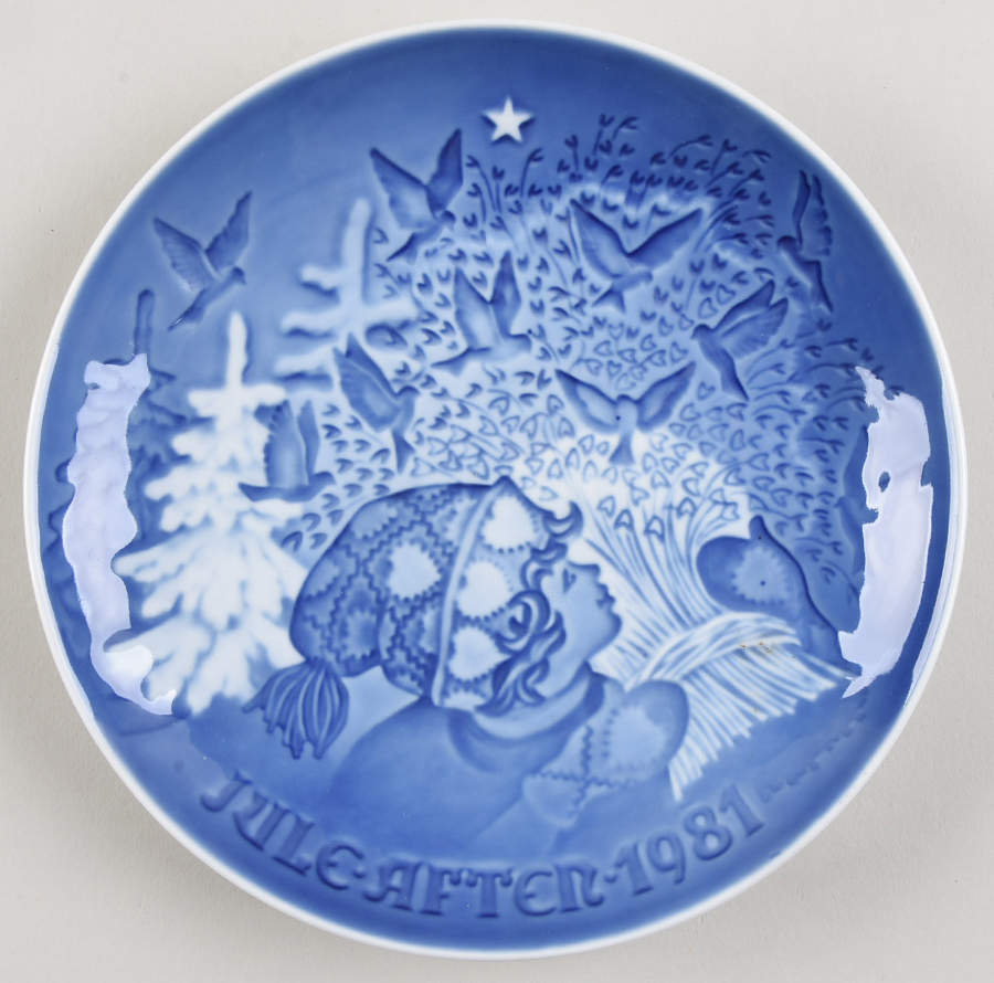 Annual Christmas Plate Christmas Peace - No Box by Bing & Grondahl-1