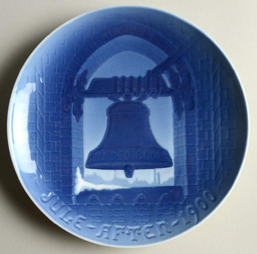 Annual Christmas Plate Church Bell At Christmas - No Box by Bing & Grondahl-1