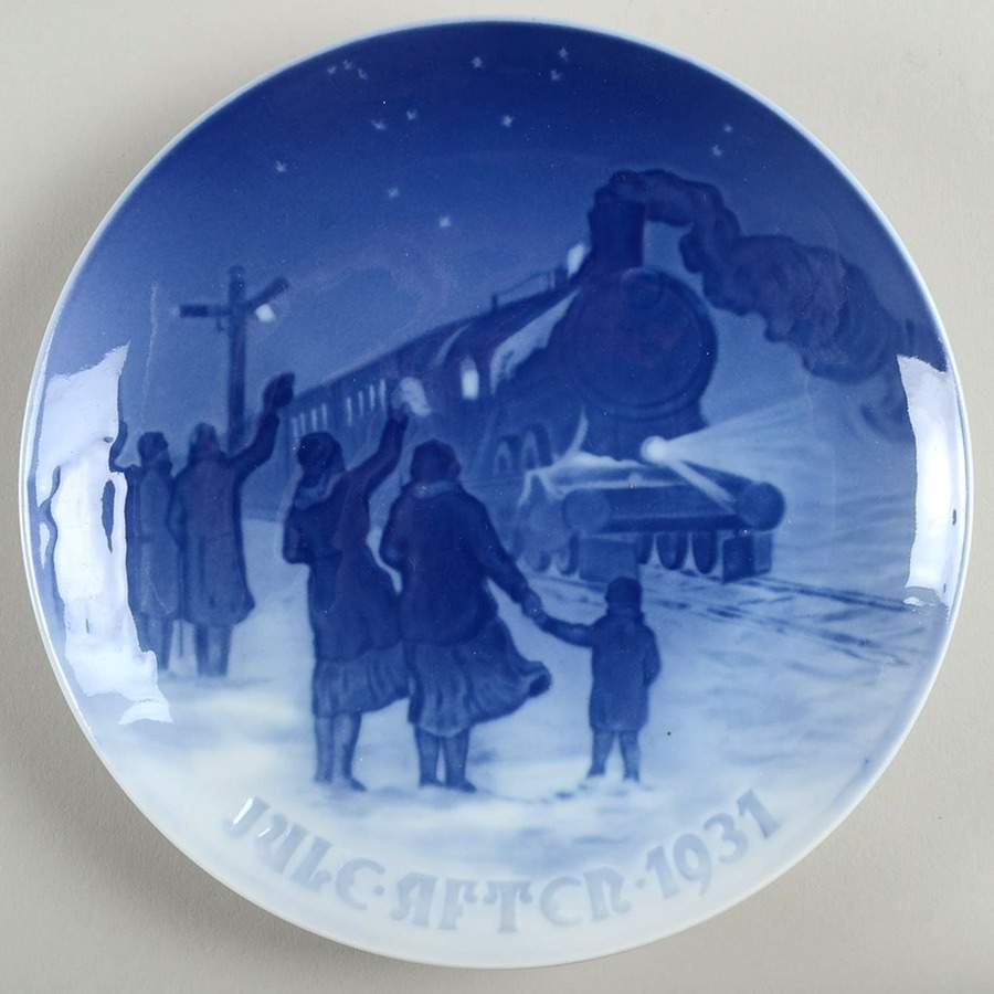 Annual Christmas Plate Arrival Of Christmas Train - No Box by Bing & Grondahl-1