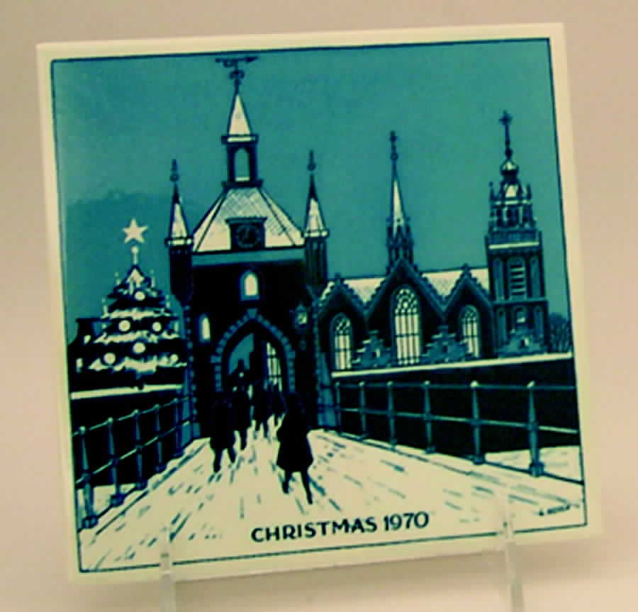 Blue Delft Christmas Tile Drawbridge Near Binnenhof - Boxed by Blue Delft-1