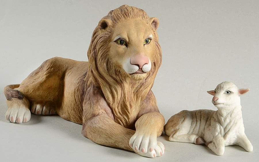 Boehm Animals Lion And The Lamb - No Box by Boehm-1