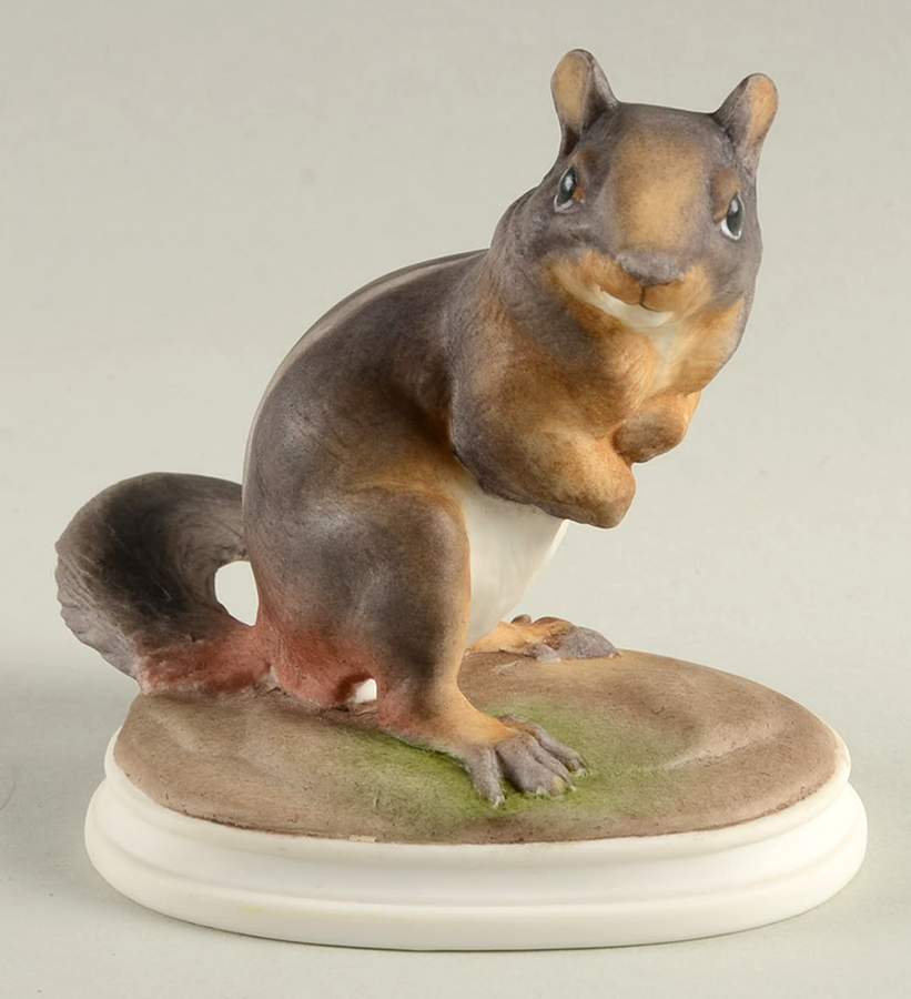 Boehm Animals Chipmunk Preening - No Box by Boehm-1