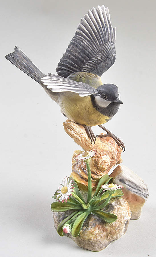 Boehm Birds Great Tit W/ Common Daisies - No Box Nb1141 by Boehm-1