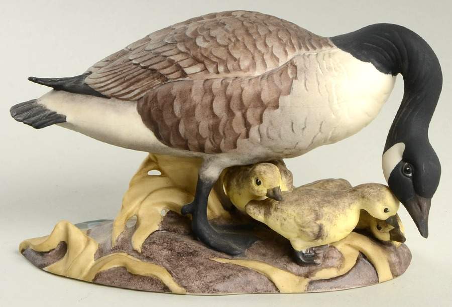 Boehm Birds Canada Goose-Female With Goslings - No Box by Boehm-1
