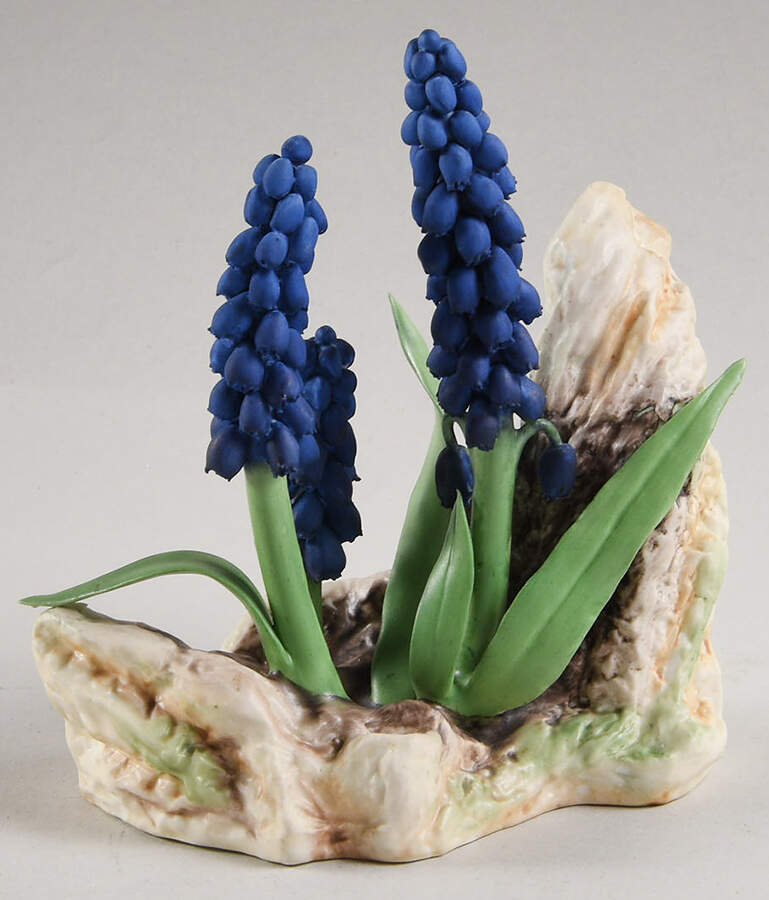Flower Sculptures Grape Hyacinth-Muscari Botryoides - No Box by Boehm-1