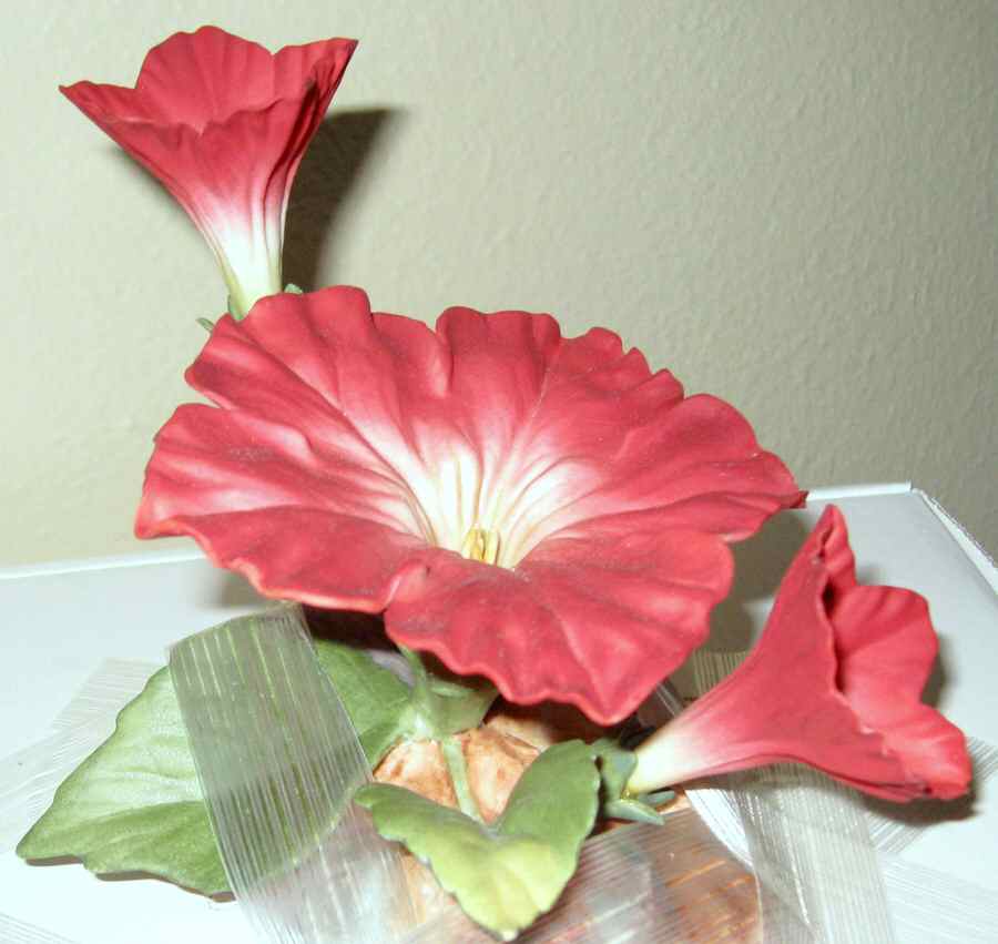Flower Sculptures My Sweet Petunia - No Box by Boehm-1