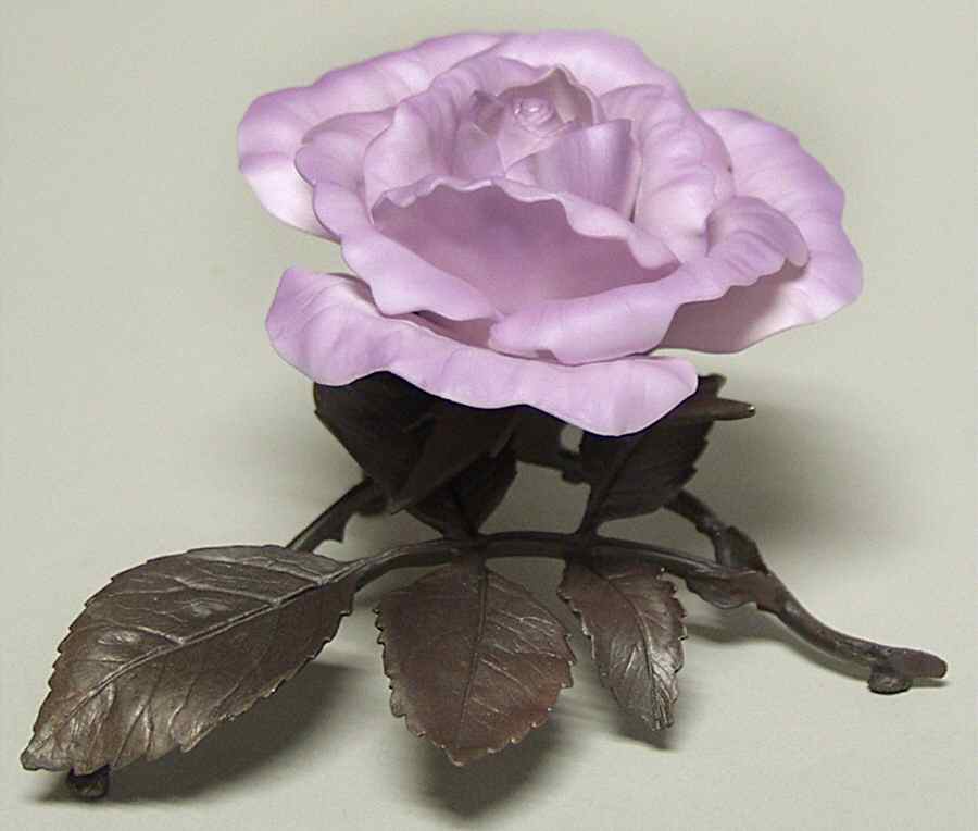 Roses of Distinction Angel Face Rose - No Box by Boehm-1