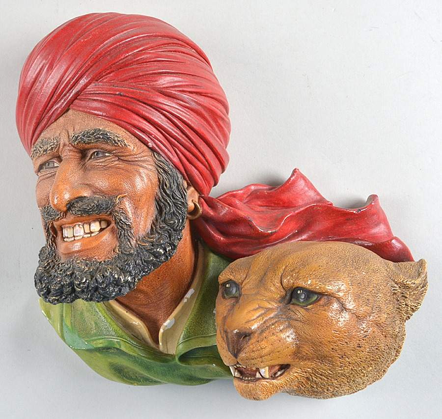 Character Head Plaques Deccan Hunters - Boxed by Bossons-1