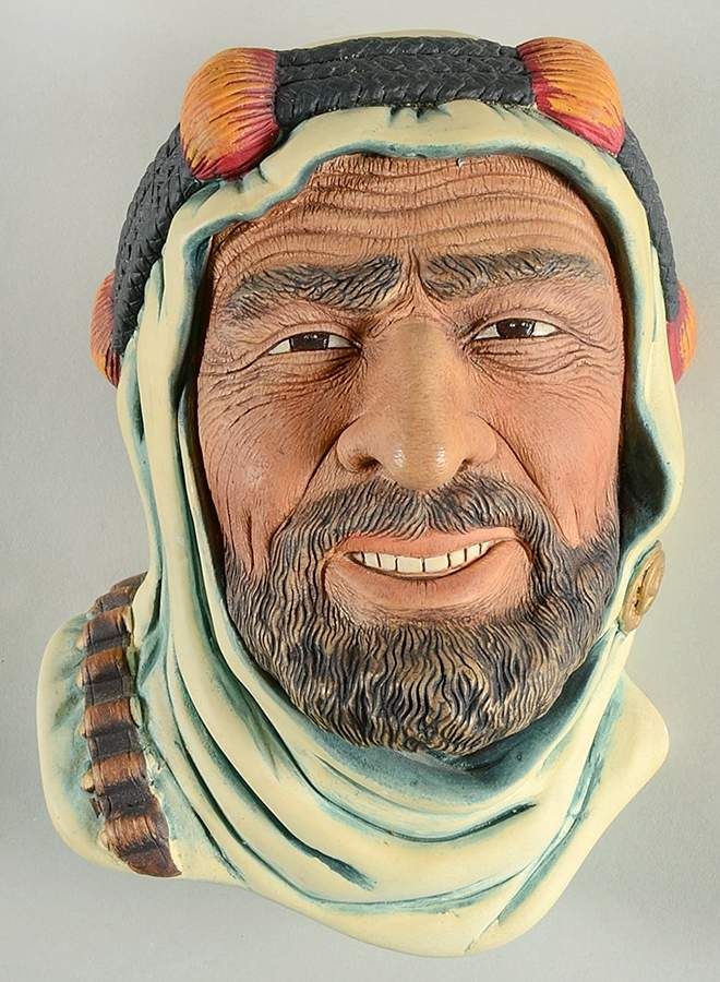 Character Head Plaques Youssef - No Box by Bossons-1