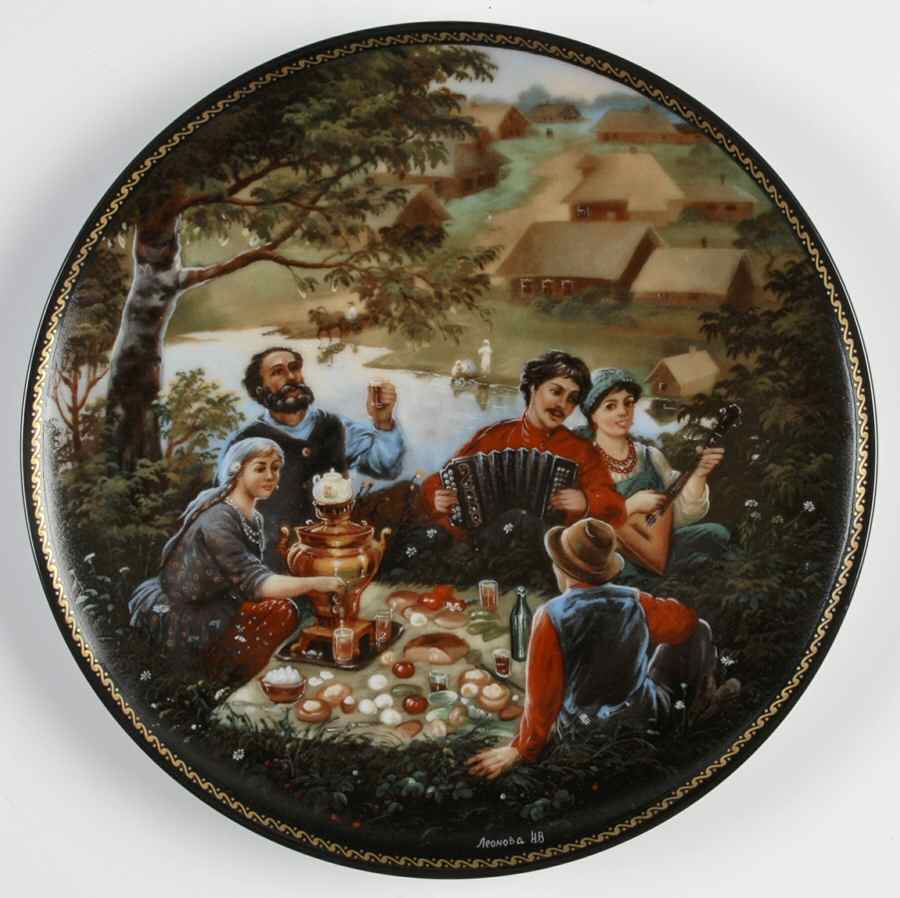Village Life of Russia A Celebration Of Friendship - Boxed by Byliny-1