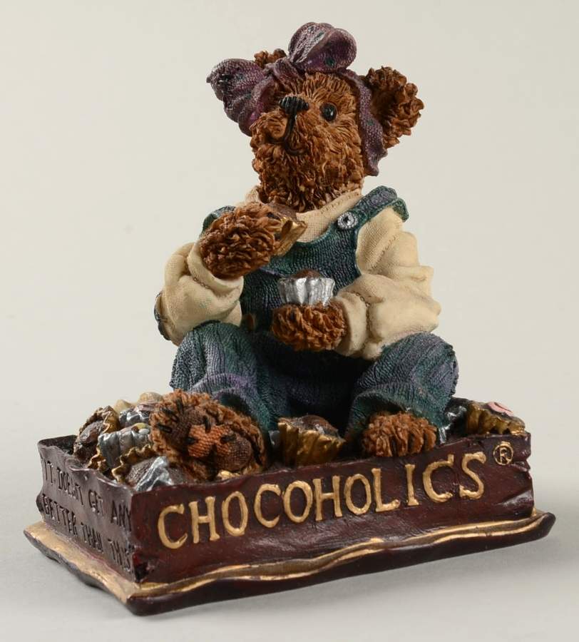 The Bearstone Collection Fannie Sweetcheeks Never Enough - Boxed by Boyds Bears-1
