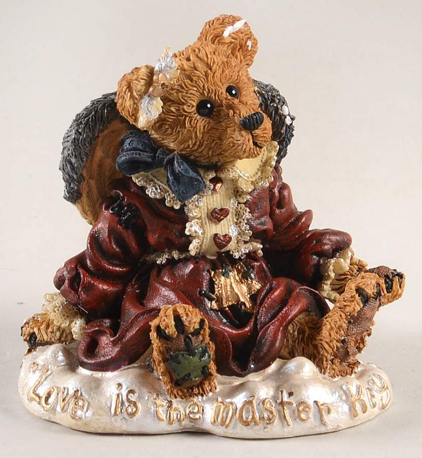 The Bearstone Collection Guinevere-Love Is The Master Key - No Box 121a by Boyds Bears-1