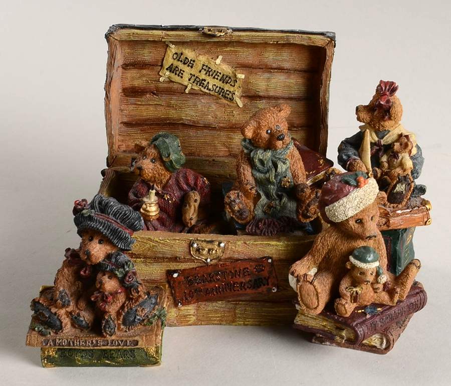 The Bearstone Collection Bailey's Ol' Trunk-10th Anniversary - Boxed by Boyds Bears-1