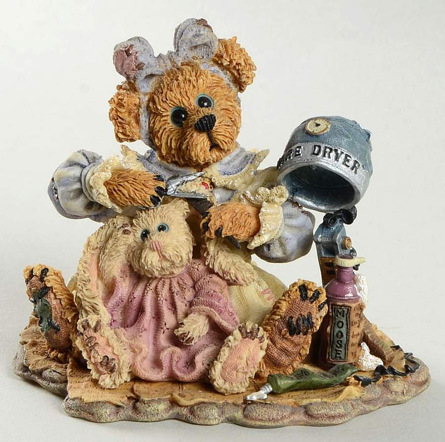 The Bearstone Collection Wanda & Gert A Little Off The Top - Boxed by Boyds Bears-1