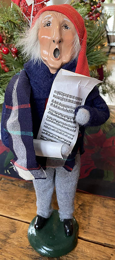 Traditional Assorted Carolers Grandfather W/Music-Blue Coat - No Box Nb1611 by Byers' Choice Ltd-1