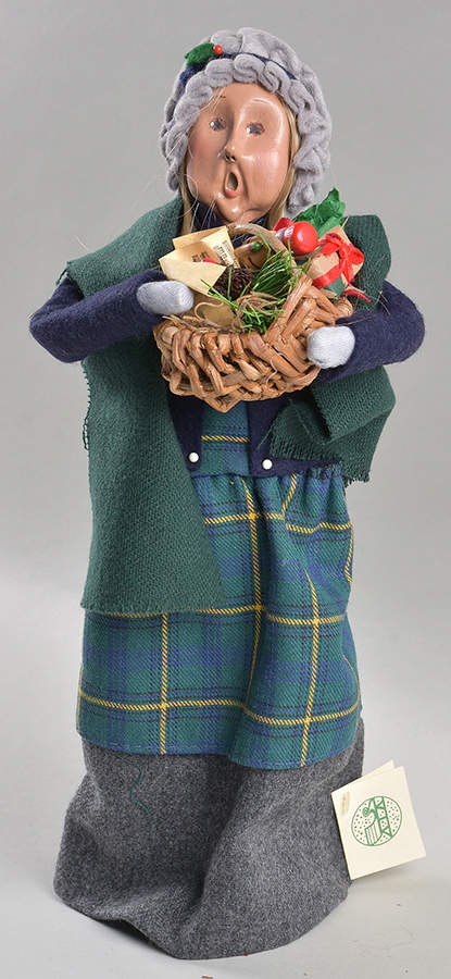 Traditional Assorted Carolers Woman With Basket Of Gifts - Nb1098, No Box by Byers' Choice Ltd-1