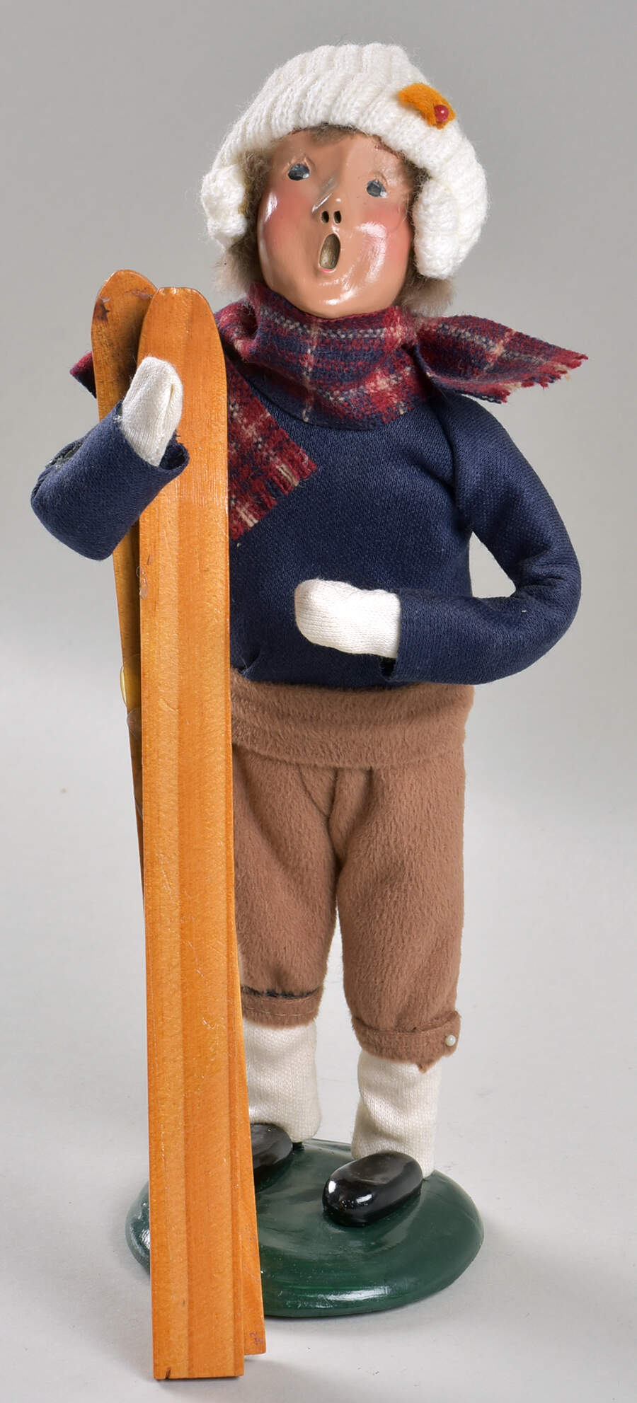 Traditional Assorted Carolers Victorian Shopper-Man - No Box by Byers' Choice Ltd-1