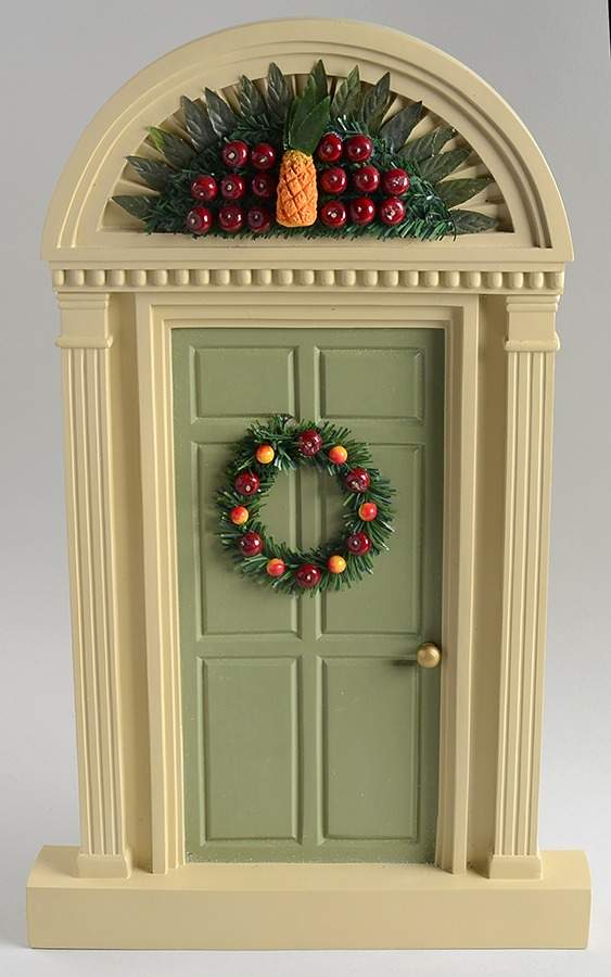 Accessories Colonial Green Door-Fruit Wreath & Spray - No Box by Byers' Choice Ltd-1