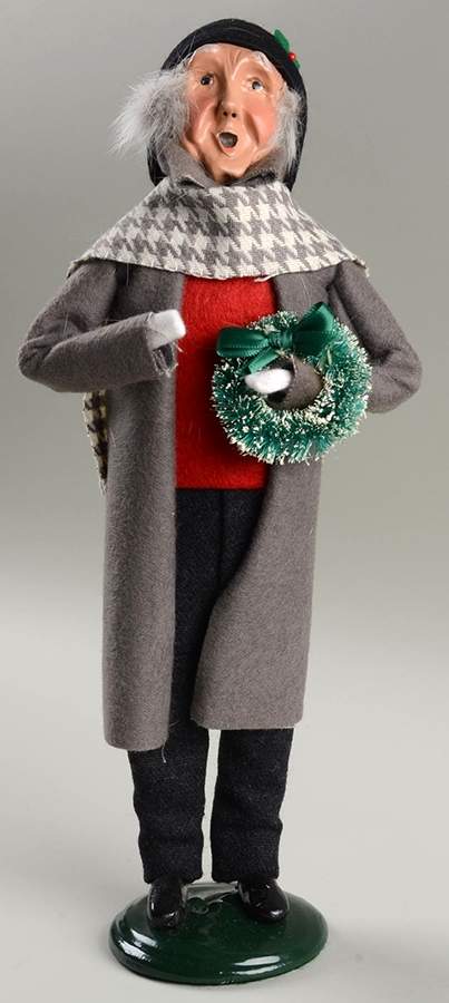 Traditional Assorted Carolers Grandfather With Wreath-Grey Coat - Nb798, No Box by Byers' Choice Ltd-1