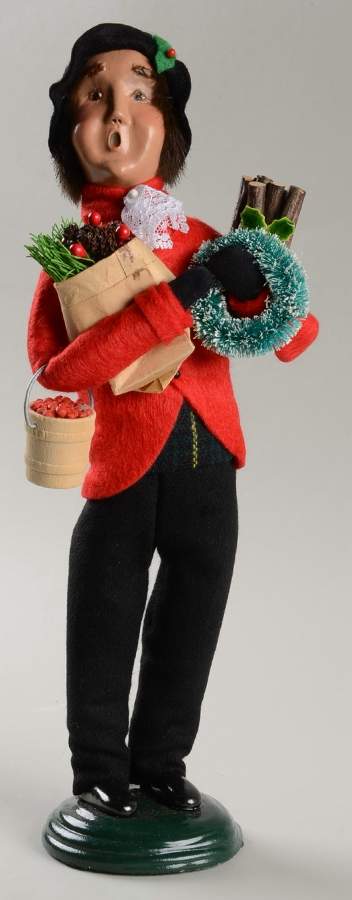 Traditional Assorted Carolers Man With Wood And Wreath - Nb859, No Box by Byers' Choice Ltd-1