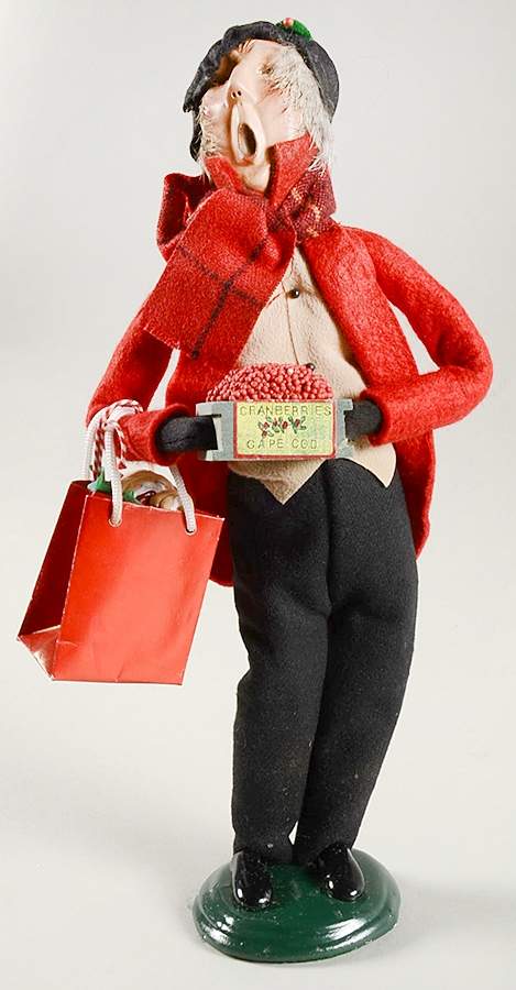 Traditional Assorted Carolers Grandfather Shopper With Cranberries - No Box by Byers' Choice Ltd-1