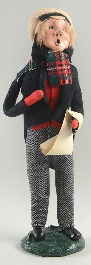 Traditional Assorted Carolers Man With Music-Black Coat - No Box Nb1317 by Byers' Choice Ltd-1
