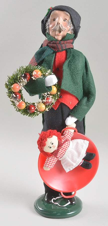 Traditional Assorted Carolers Grandfather Shopper With Wreath-Doll - Nb786, No Box by Byers' Choice Ltd-1