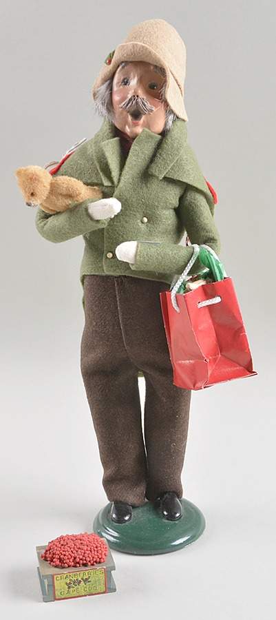 Traditional Assorted Carolers Grandfather Shopper With Berries - Nb776, No Box by Byers' Choice Ltd-1