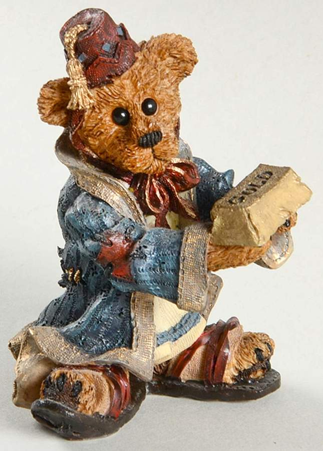 Holiday Pageant-Figurne Wilson As Melchoir With Gold - No Box by Boyds Bears-1