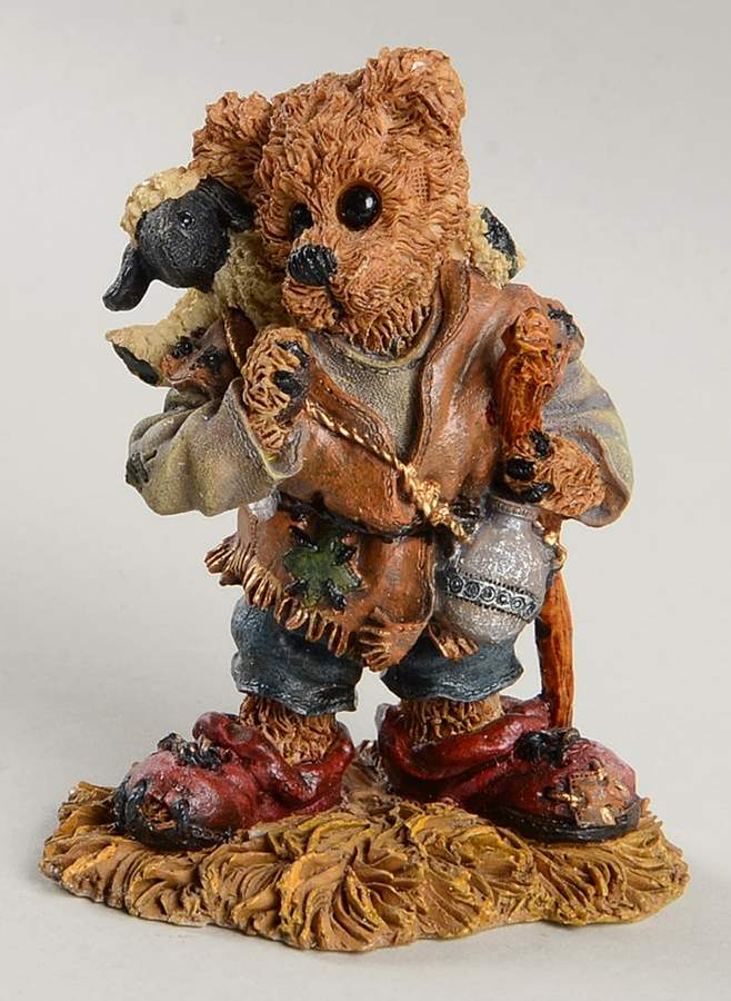 Holiday Pageant-Figurne Bruce-As The Shepherd - No Box by Boyds Bears-1