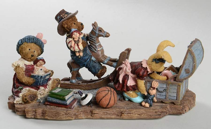 The Bearstone Collection Matthew, Emily, Bailey And Friends - No Box by Boyds Bears-1