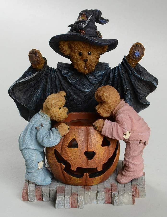 The Bearstone Collection Witchella With Peek-Boo And Nibbley - No Box by Boyds Bears-1