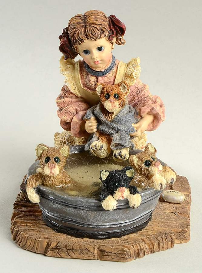 Dollstone Collection Wendy W/Bronte,Keats,Tennyson - With Box 108 by Boyds Bears-1
