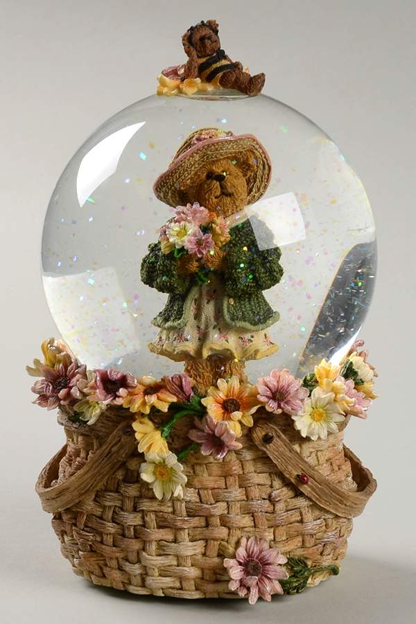 Musical Waterglobes Daisy Bloomenbear Lets Be Friends - Boxed by Boyds Bears-1