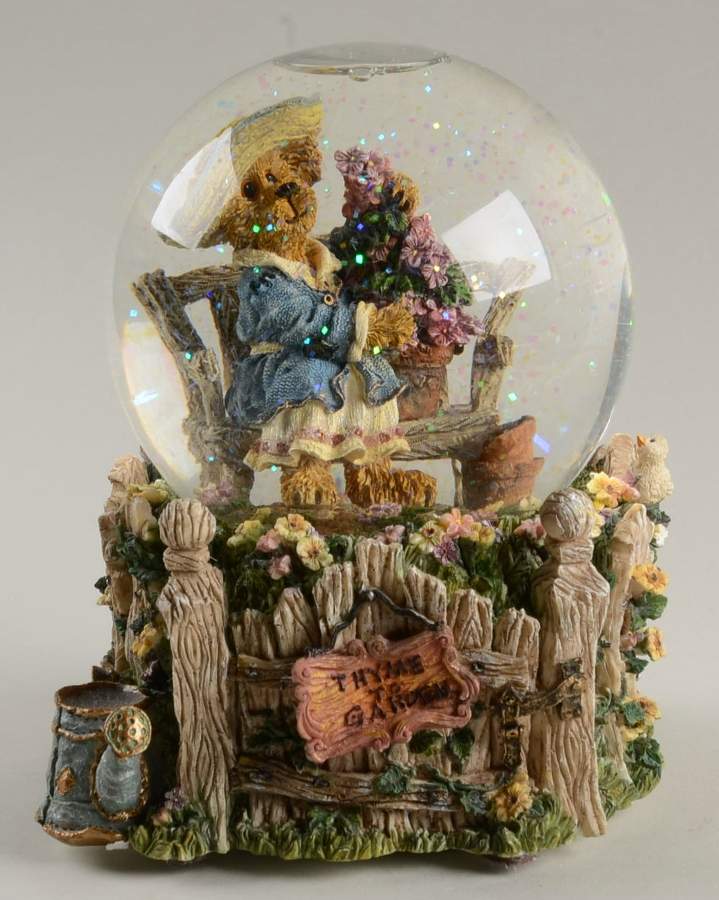 Musical Waterglobes Martha Greenthumb Thyme To Garden - Boxed by Boyds Bears-1