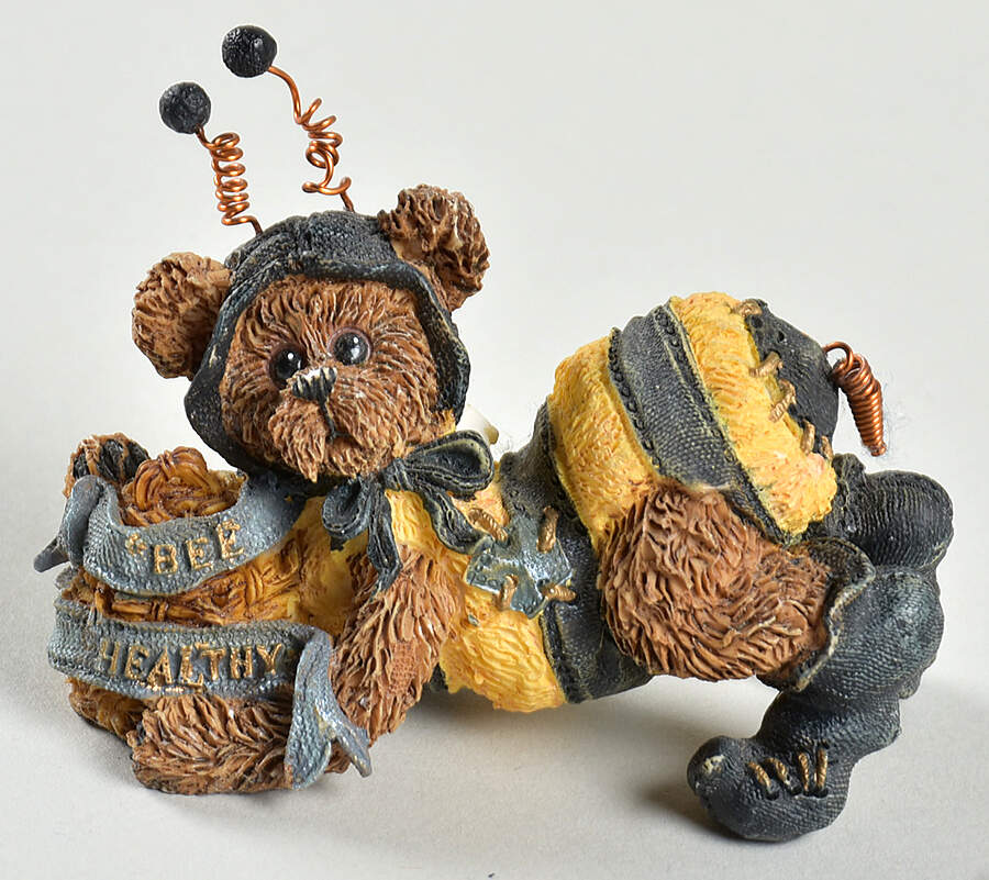 Bearstone Ornament Doc Buzzby-Bee Healthy - Boxed by Boyds Bears-1