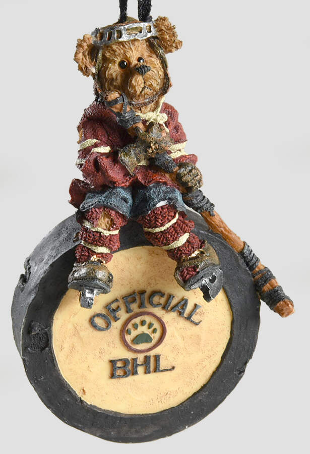 Bearstone Ornament Mario Hat Trick - No Box by Boyds Bears-1