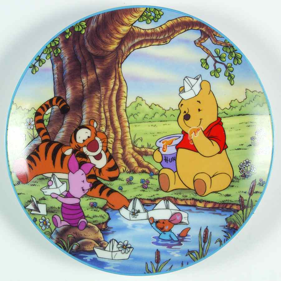 Winnie The Pooh : A Honey of A Friend It's A Sailing Sort Of Day - No Box by Bradford Exchange-1