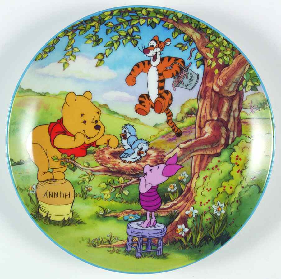 Winnie The Pooh : A Honey of A Friend Welcome Little Friends - No Box by Bradford Exchange-1