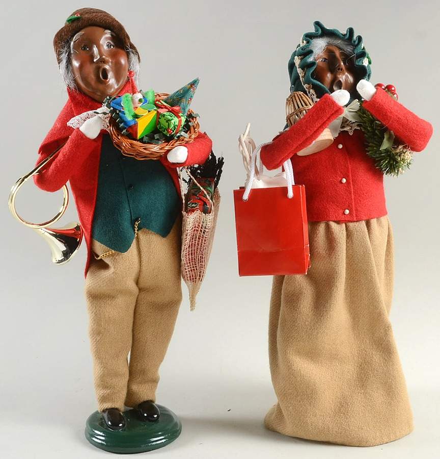 African American Carolers Grandparent Shopper-Pair - No Box by Byers' Choice Ltd-1