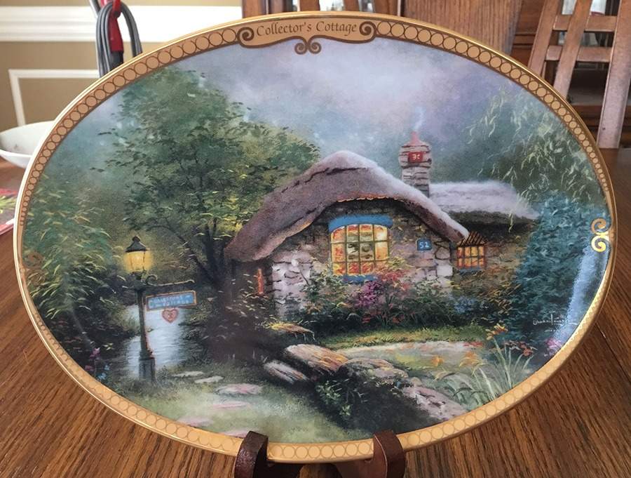 Scenes of Serenity Collector's Cottage - No Box by Bradford Exchange-1