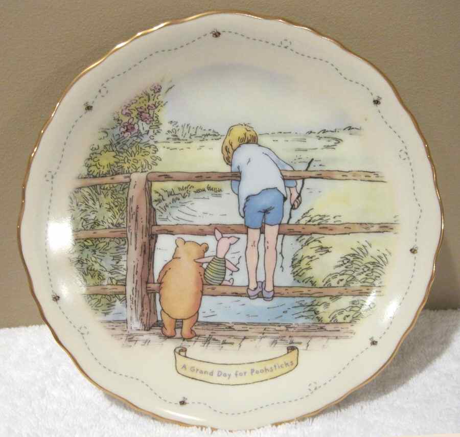A Do-Nothing Sort of Day A Grand Day For Poohsticks - No Box by Bradford Exchange-1