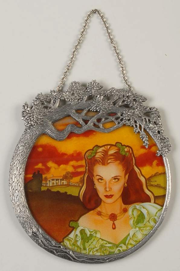 Gone with the Wind Scarlett Radiance - No Box by Bradford Exchange-1