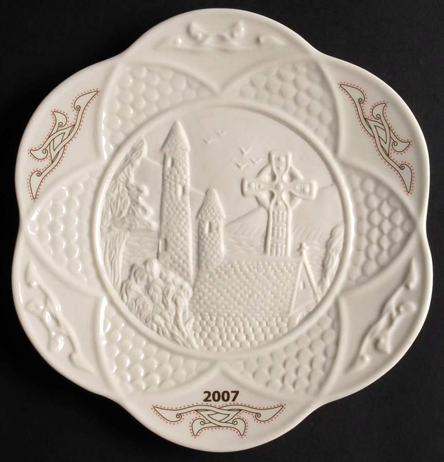 Annual Plate Glendalough - Boxed by Belleek Pottery (Ireland)-1