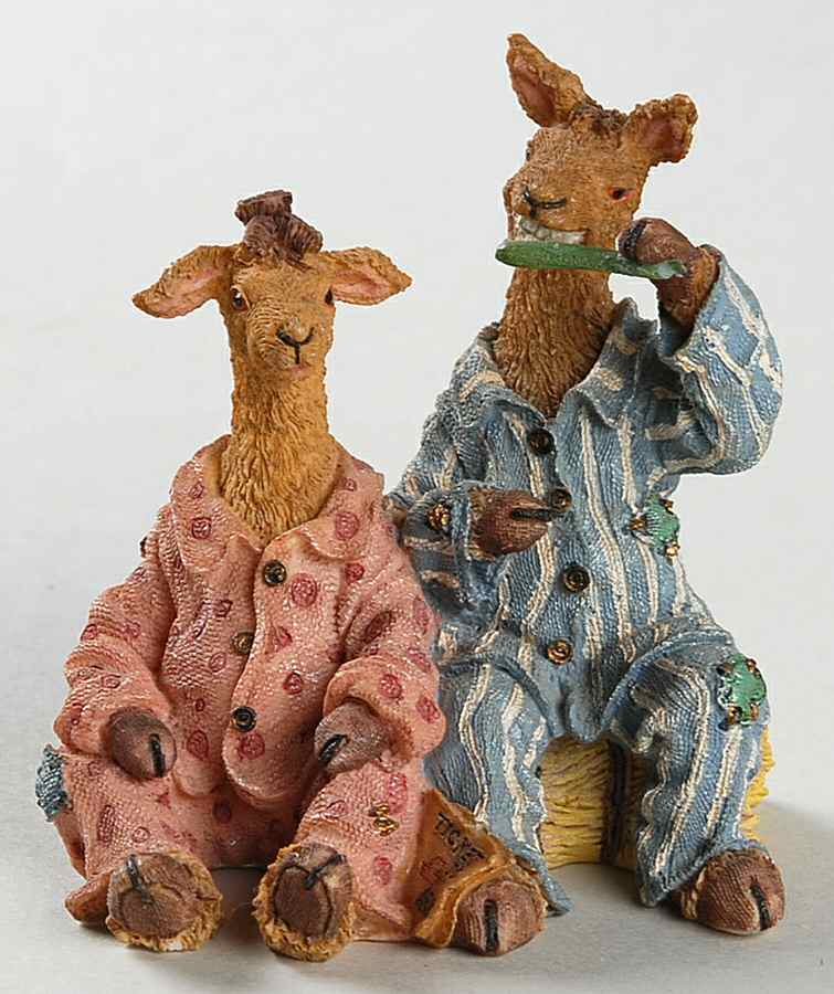 Noah's Pageant Dolly & Ollie Llama - No Box by Boyds Bears-1