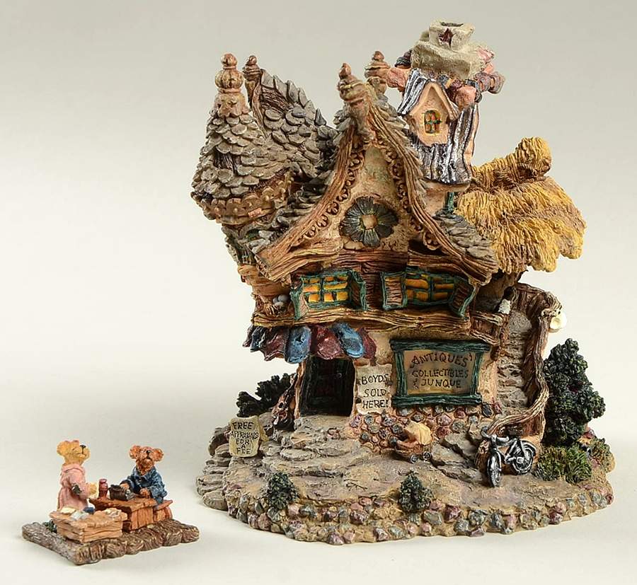 Boyds Town Village Mr Pennypincher's Collectibles Shoppe - Boxed by Boyds Bears-1