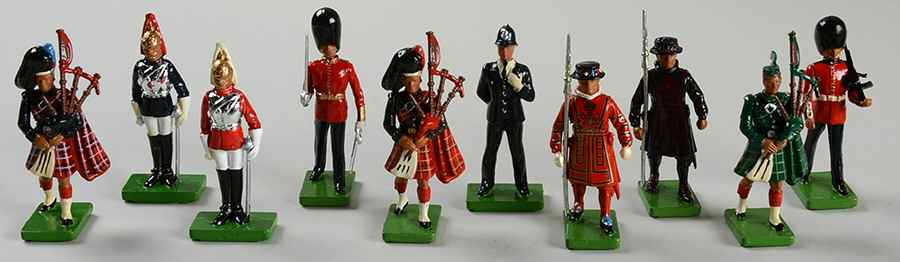 Die Cast Models All The Queens Men - Boxed by W Britain-1