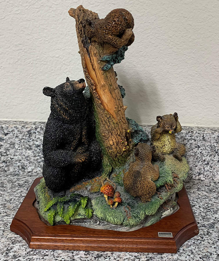 The Crown Collection Bears And Bees - Boxed by Bossons-1