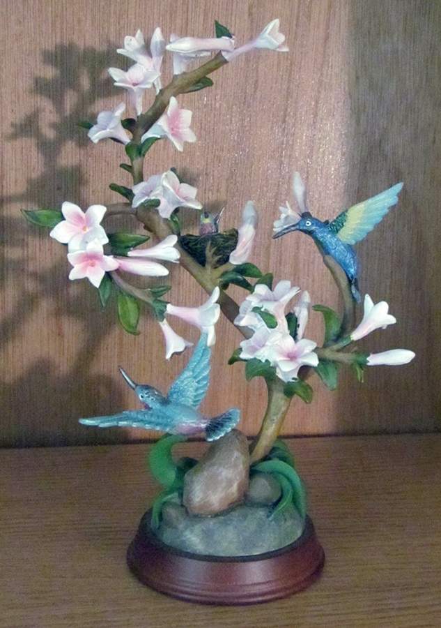 Nature's Tiniest Treasures Garden's Grace - Boxed by Bradford Exchange-1