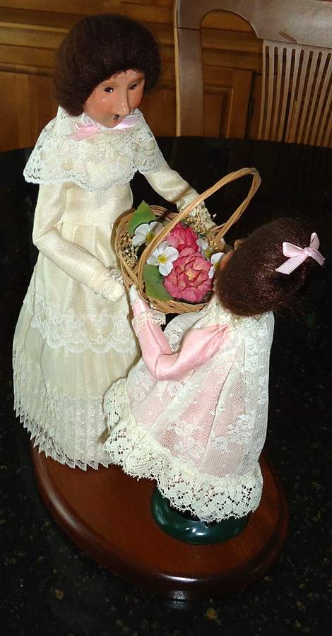 Mother's Day Mother & Daughter - No Box by Byers' Choice Ltd-1